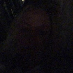 Meet your Posher, Shellie